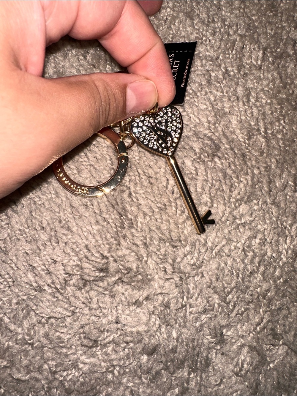 Gold Heart Key Crystal Keychain - Victoria's Secret 🤍